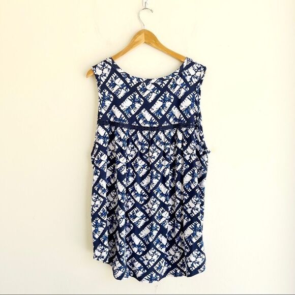 Dex Blue Design Tank - Picture 3 of 4